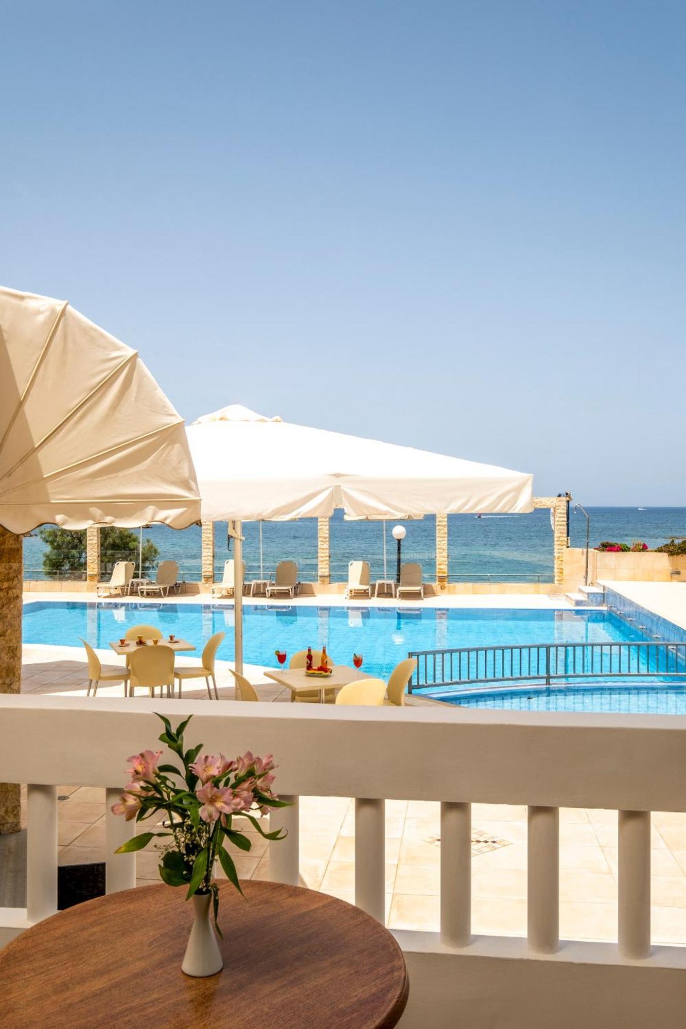 קלמאקי Porto Alegre Hotel מראה חיצוני תמונה
