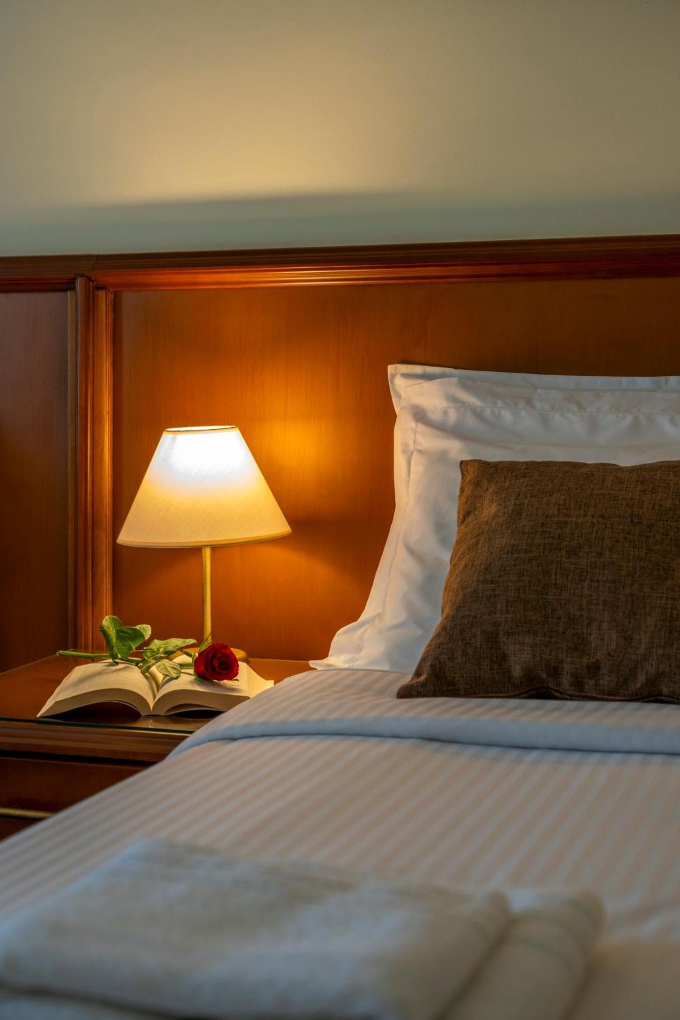 קלמאקי Porto Alegre Hotel מראה חיצוני תמונה